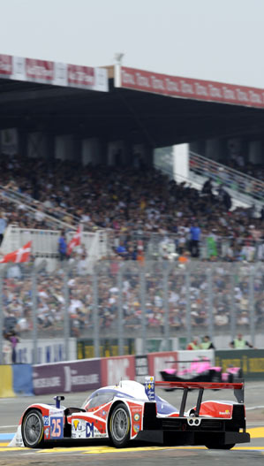 RML at Le Mans 2010. Fighting back. Photo: David Downes, Dailysportscar