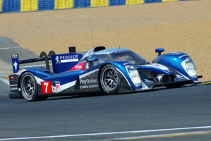 Peugeot 908, Le Mans 2011. Photo: Marcus Potts
